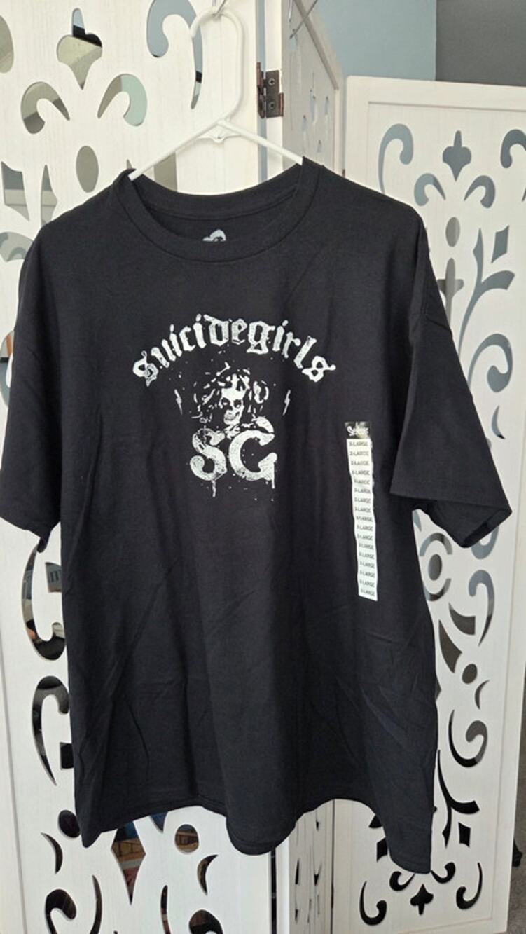 SuicideGirls Angel Wings Graphic T Shirt XL NWT Spencers Alternative Gothic Tee
